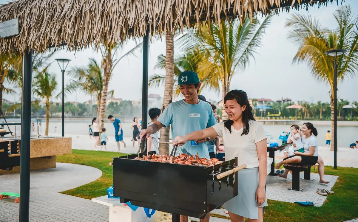 Crystal Lagoon (6,1 ha) – Biển nước mặn nhân tạo tại Vinhomes Ocean Park 4