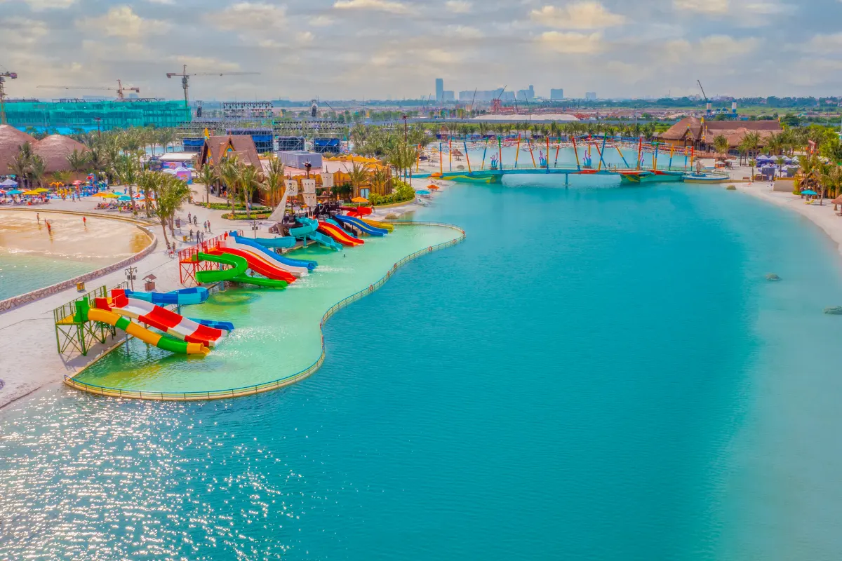 Không gian nghỉ dưỡng Royal Wave Park Vinhomes Ocean Park 2 – Biển tạo sóng nhân tạo 18ha lớn nhất Đông Nam Á